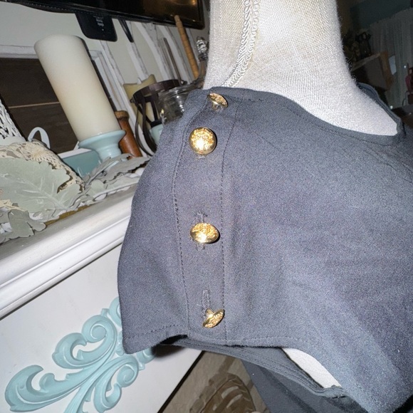 Lauren Ralph Lauren Wide Leg Cropped Stretchy Button Casual Jumpsuit Size S GUC - Picture 3 of 14